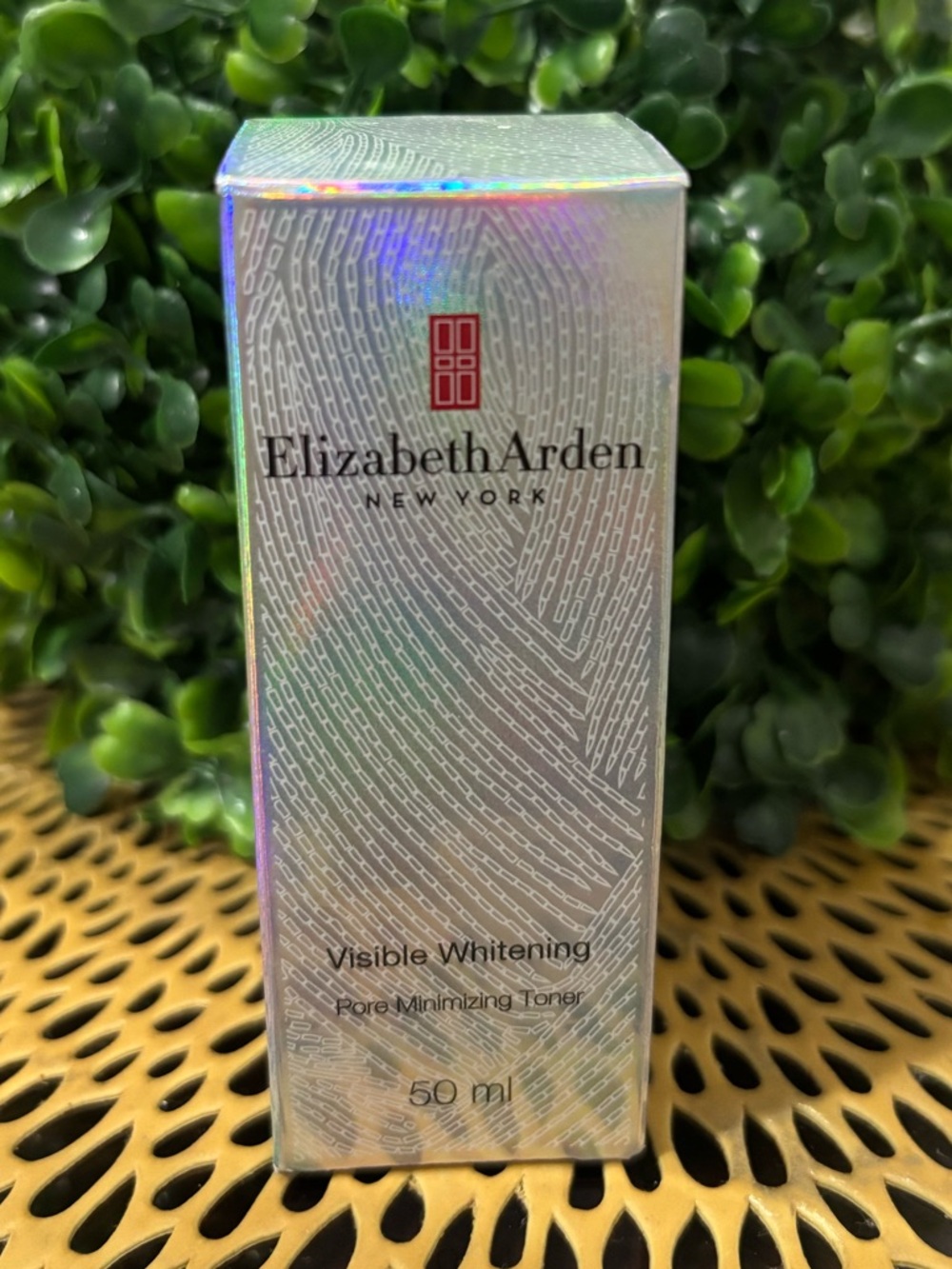 Elizabeth Arden Visible Whitening Pore Minimizing Toner - 50 ml